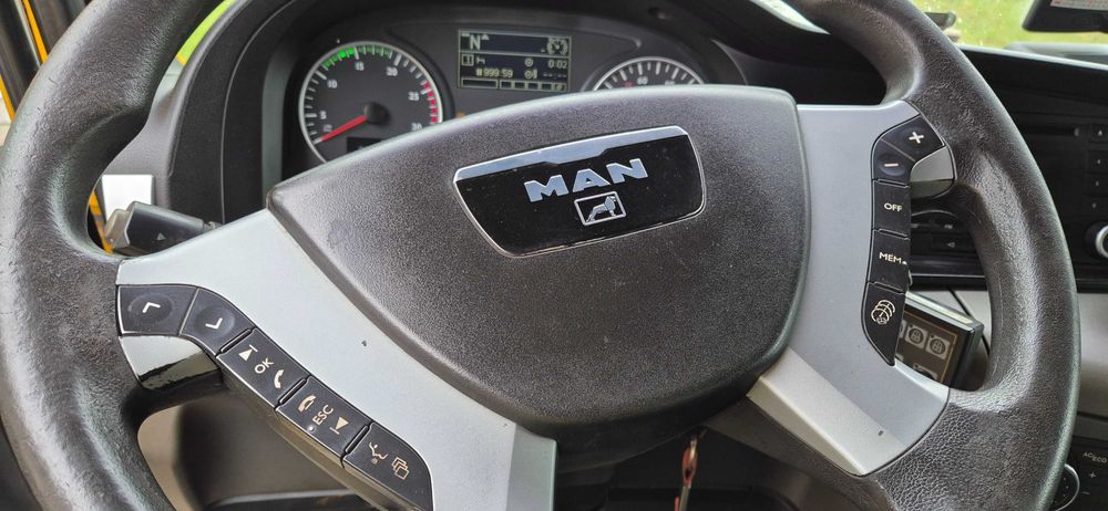 Man tgs 26-480 hydrodrive do drewna drzewa lasu dluzycy