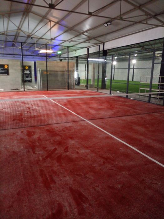 Relva sintética para desporto e outros