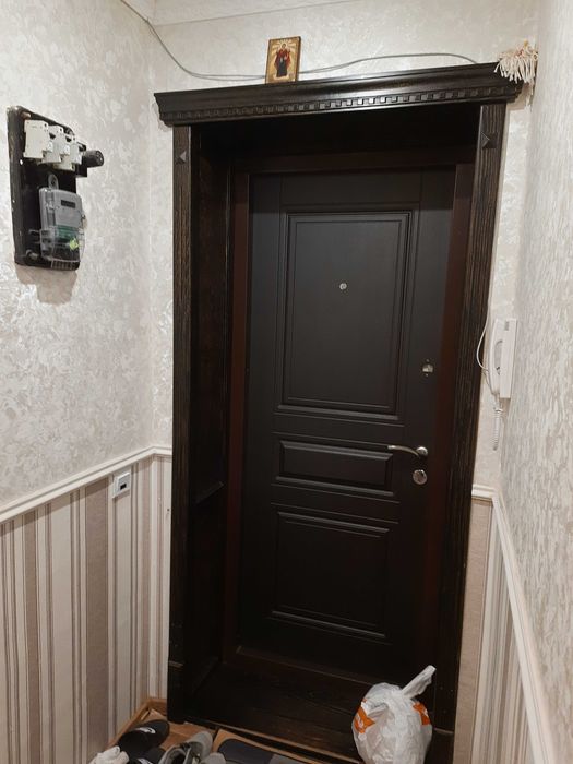 Продам 1-но комнатную квартиру в центре р-н Вала