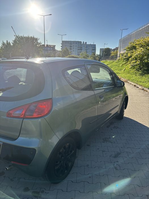 Auto Mitsubishi Colt