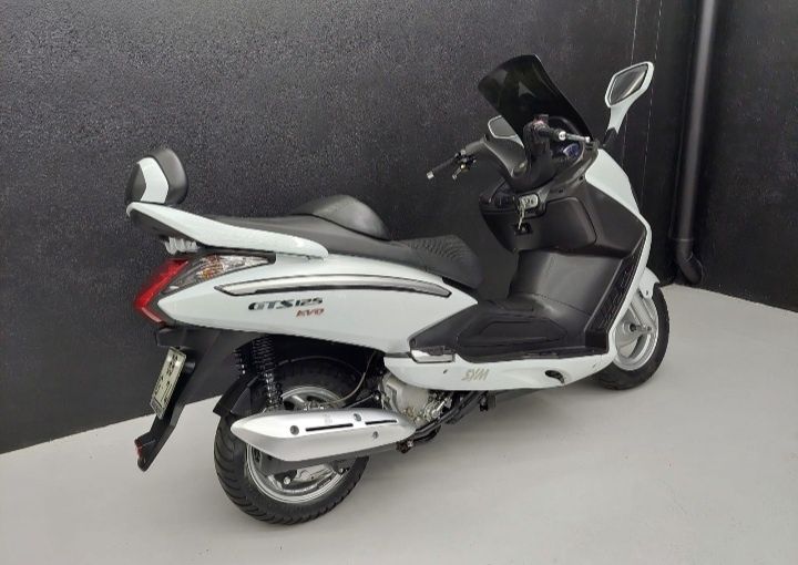 Scooter Sym GTS 125 Evo