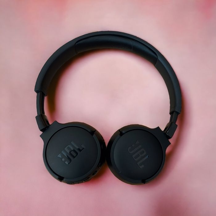 Sluchawki JBL TUNE660 NC bezprzewodowe