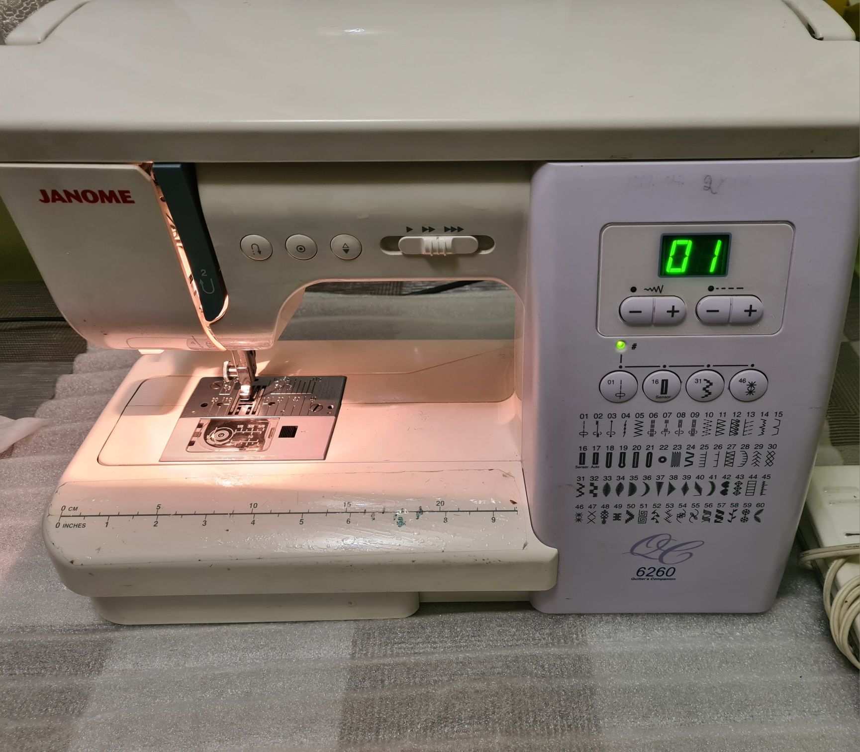 Швейна машинка Janome 6260 QC