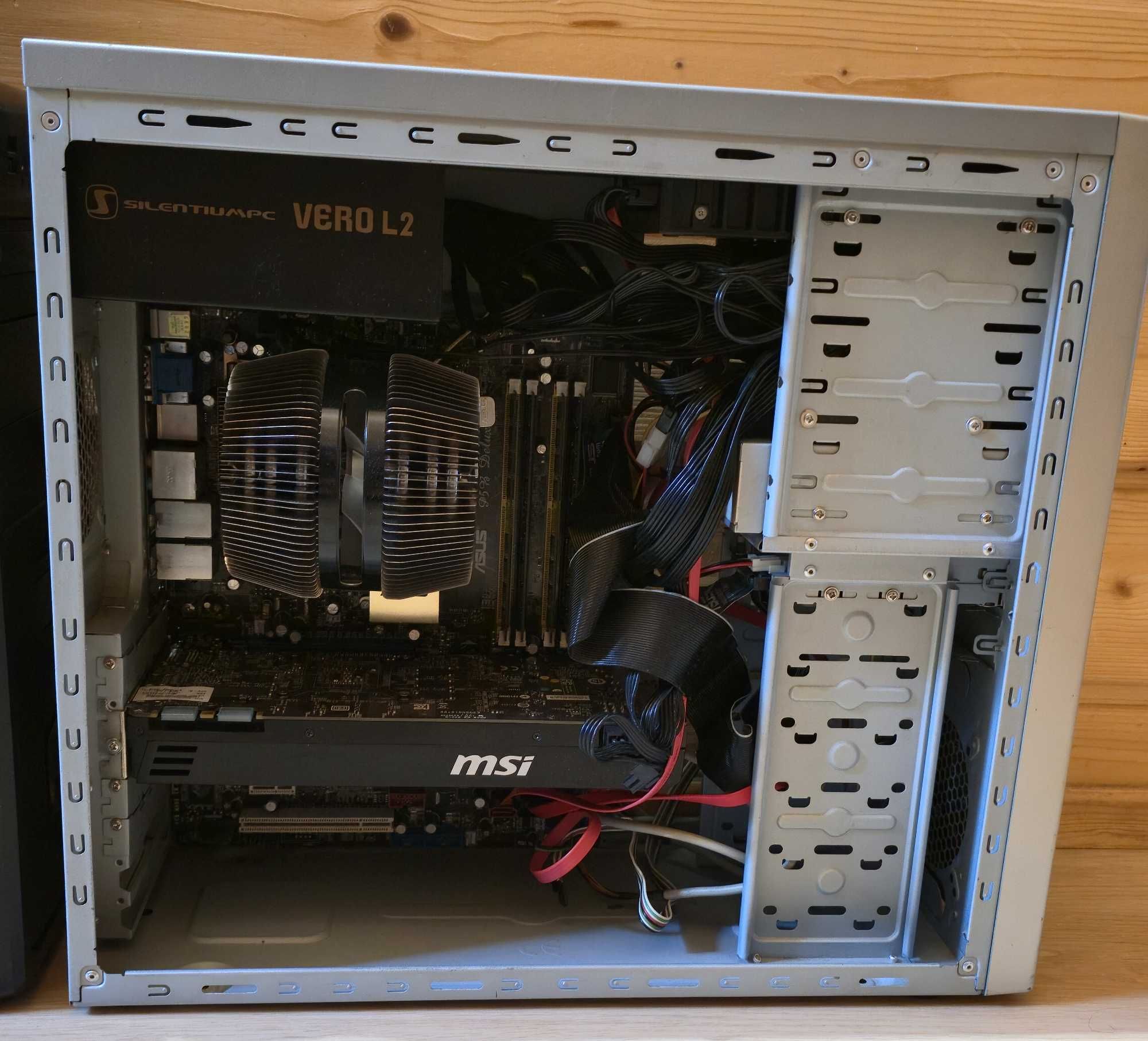 Zestaw 3 komputerów plus monitor EIZO