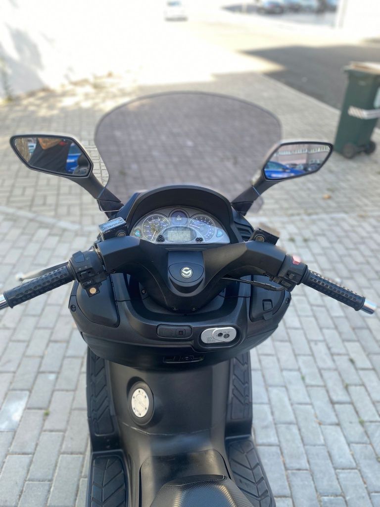 Sym GTS EVO 125 Maxiscooter