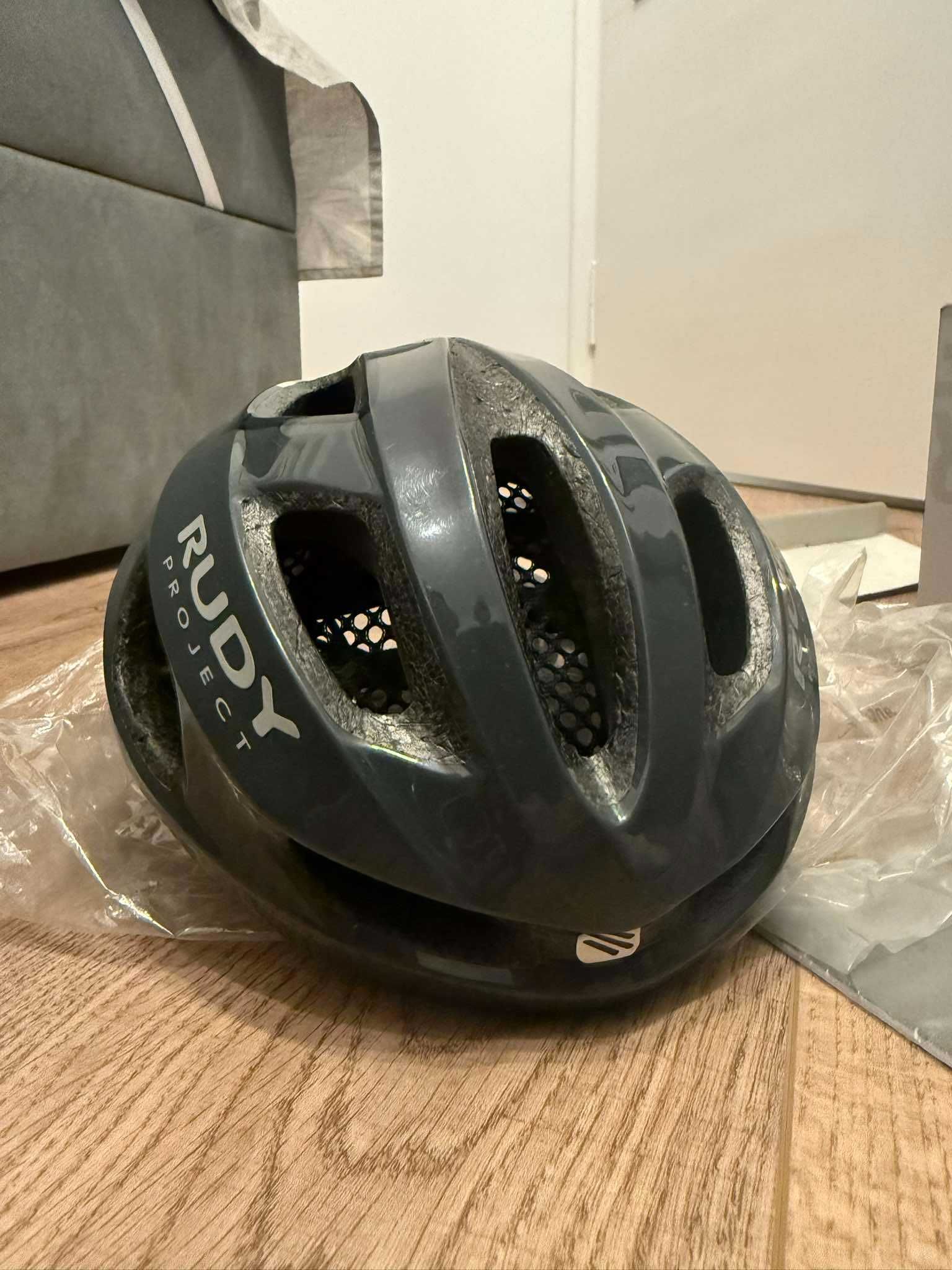kask rowerowy marki Rudy project