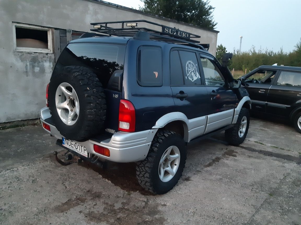 Suzuki Grand Vitara 1 2,5 V6 180tys.km Doinwestowana