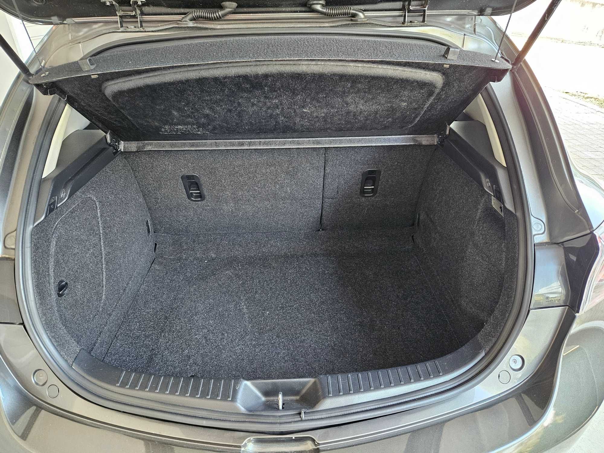 Mazda 3 HB MZ-CD 1.6 Confort