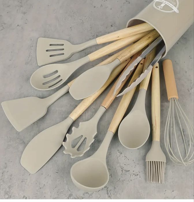 Набір кухонного приладдя