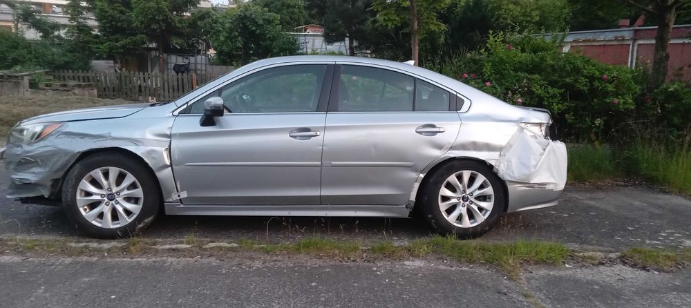 Subaru Legacy 2.5 benzyna 2017 37 TKM!!! 4x4 Zarejestrowany w PL