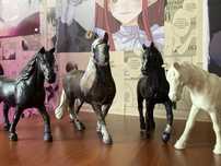 продам лошодей от фирмы Schleich