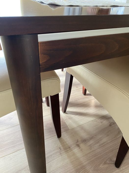 Stół rozkładany do jadalni Klose