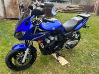 Motocykl Yamaha FZS 600