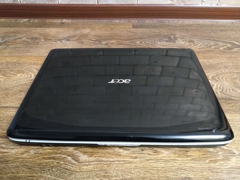 Acer Aspire 7720ZG (17.1 LCD)Pentium T3500/DDR2 2Gb/HD 3450/SSD 120Gb)