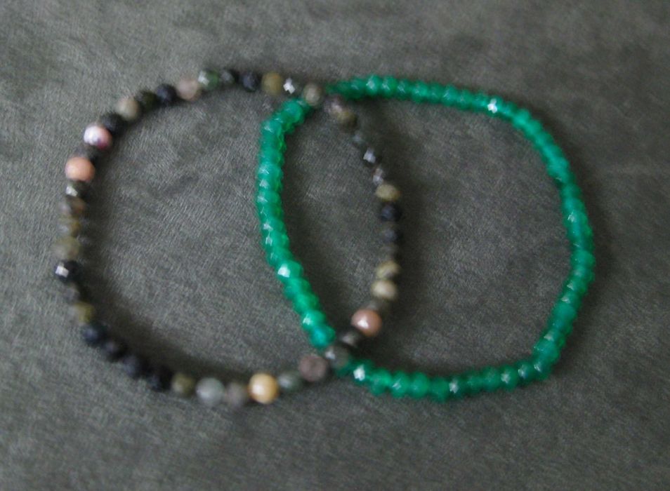 Pulseiras de Contas de Vidro Facetadas NOVAS - cores diversas