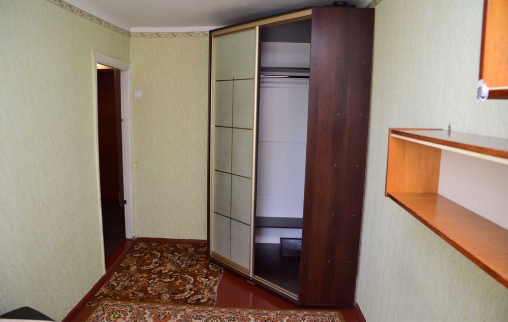 Продам 2х кімн кв Перемоги