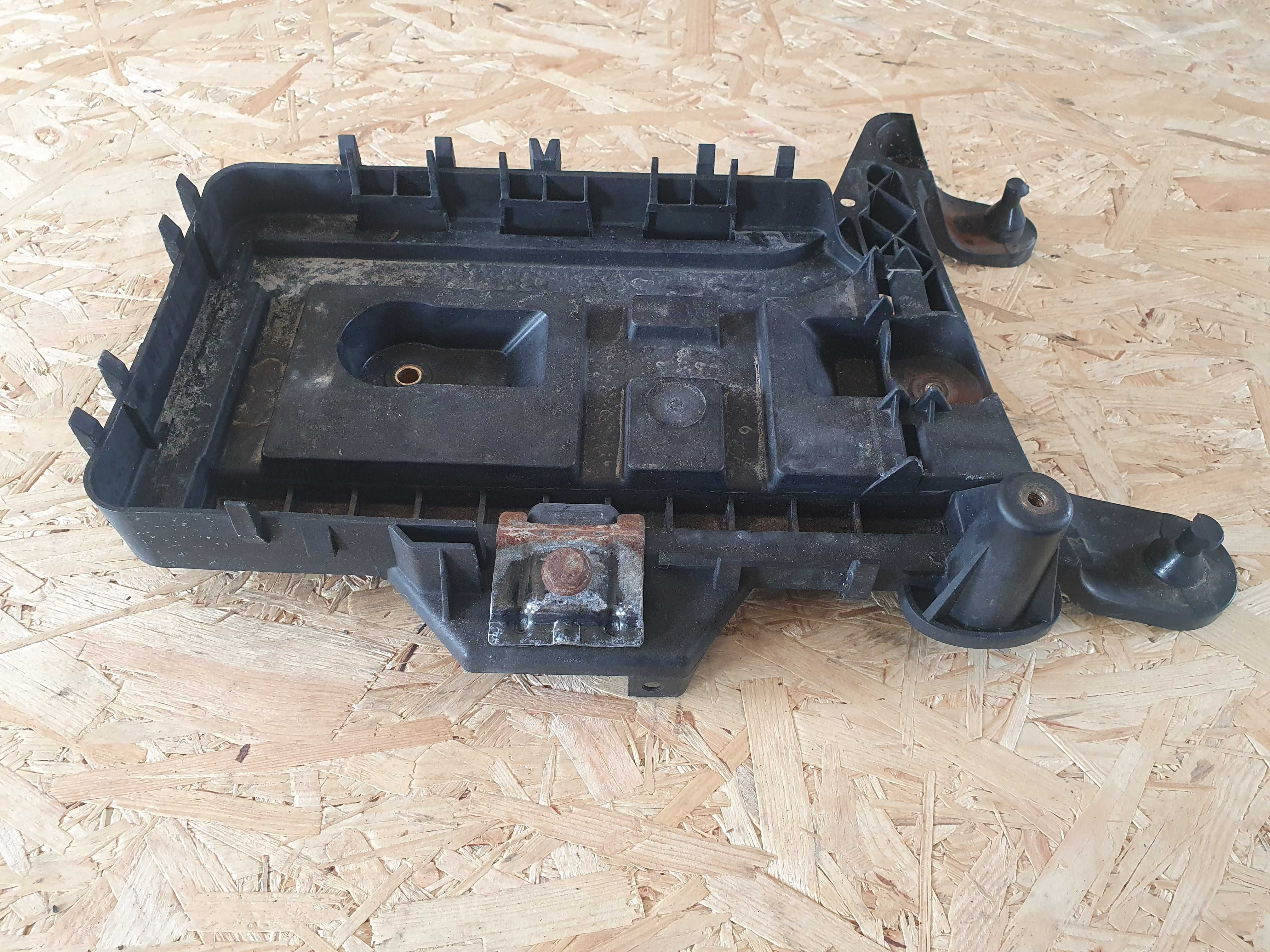 Podstawa mocowanie akumulatora filtra Seat Leon 2 II