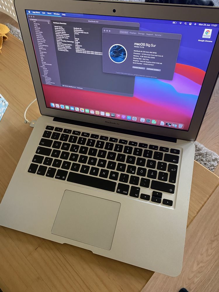 Apple Macbook Air 13,3