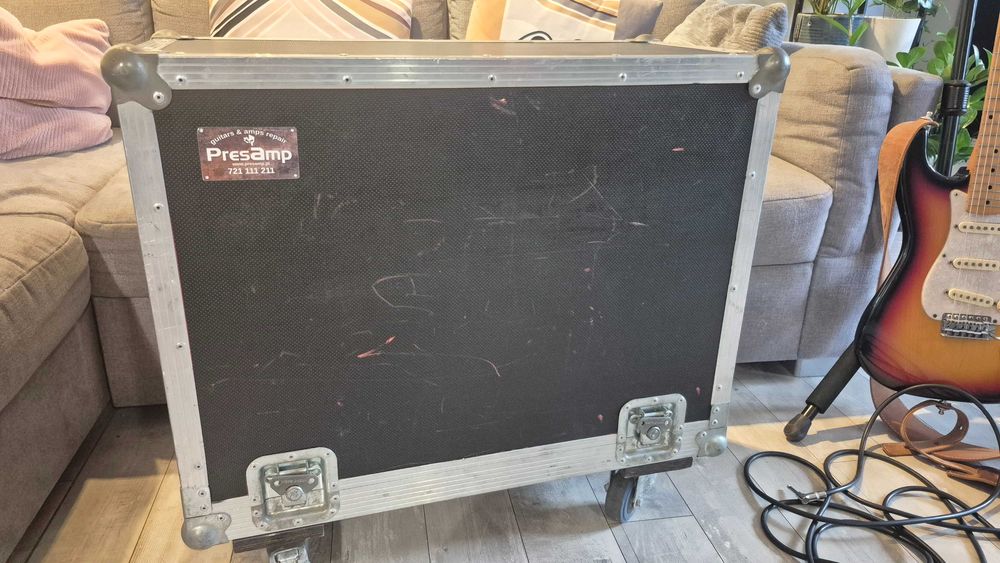 Wzmacniacz lampowy Peavey Classic 50 USA 212 / case / foot switch