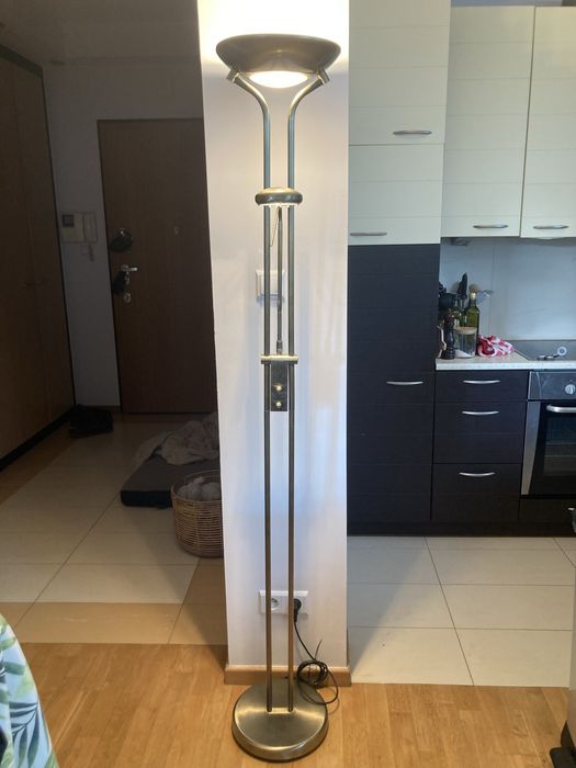 Lampa stojąca halogenowa