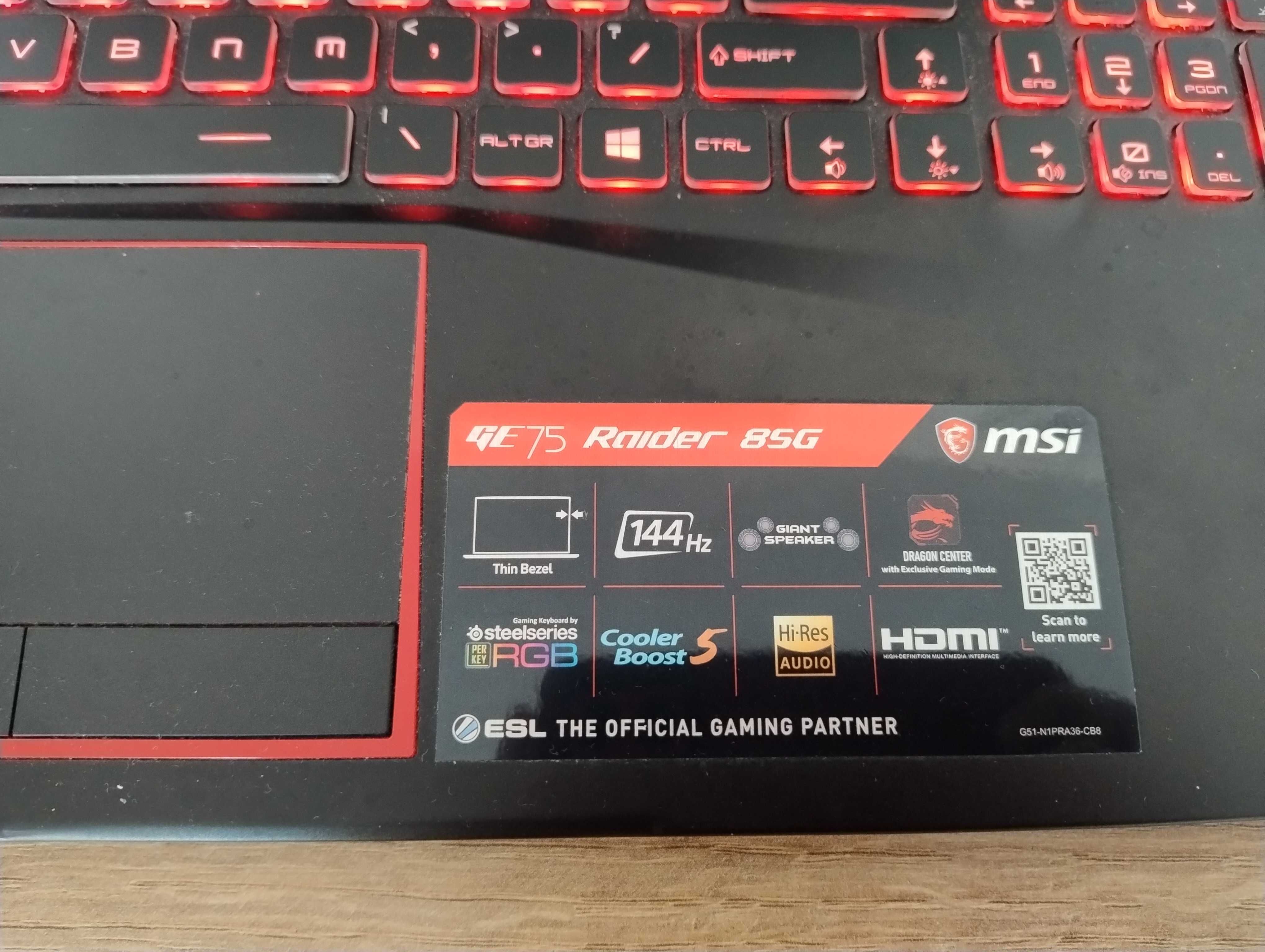MSI GE75 Raider 8SG-054PL (i7+RTX2080+16GB RAM)