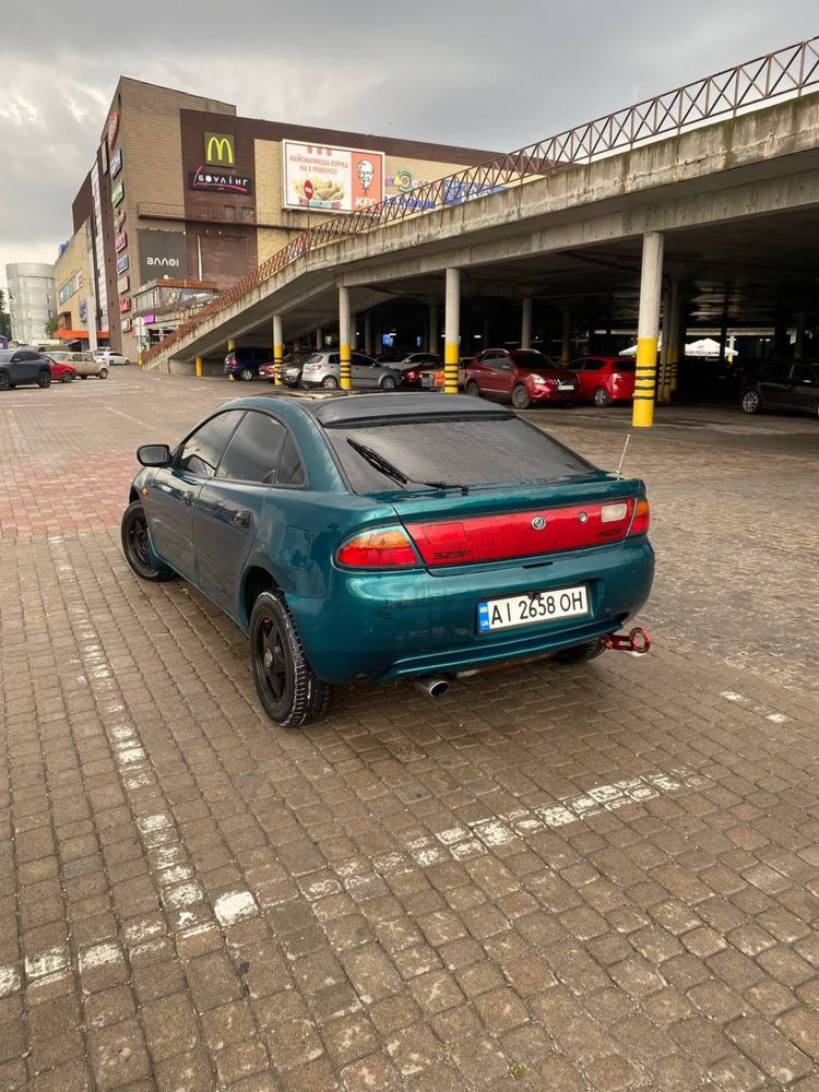 Продаю автомобіль Mazda 323f ba 1995 року