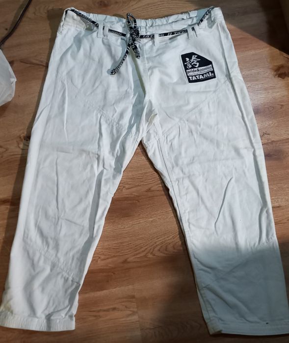 Кимоно штаны Tatami A4.Б/у