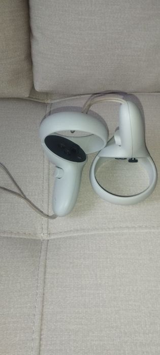 Meta Quest 2 . Окуляри віртуальної реальності.