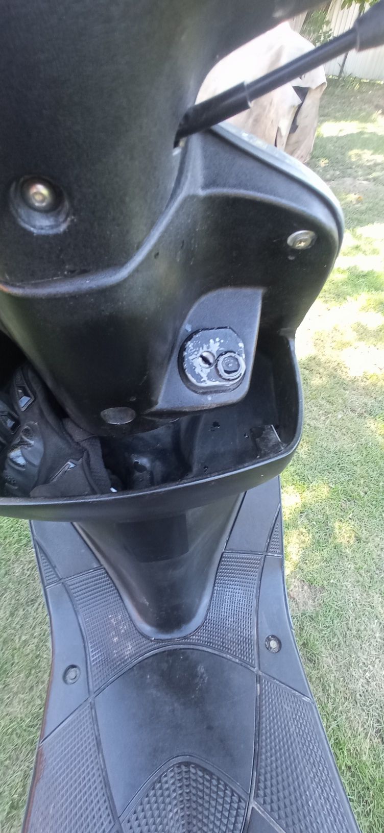 Suzuki lets 2  65