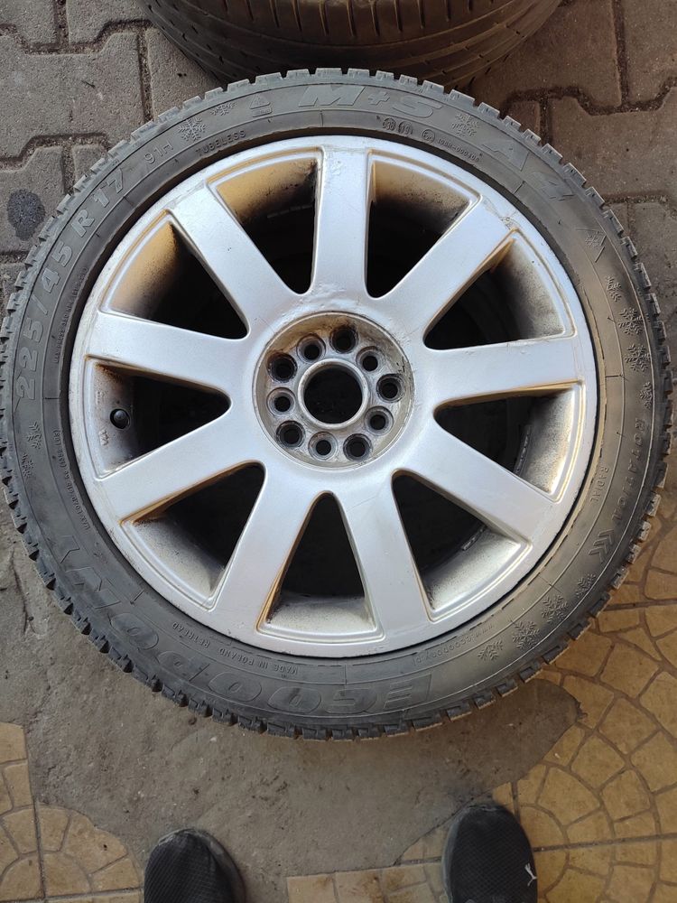 Sprzedam alufelgi + 3 opony 225/45 R17