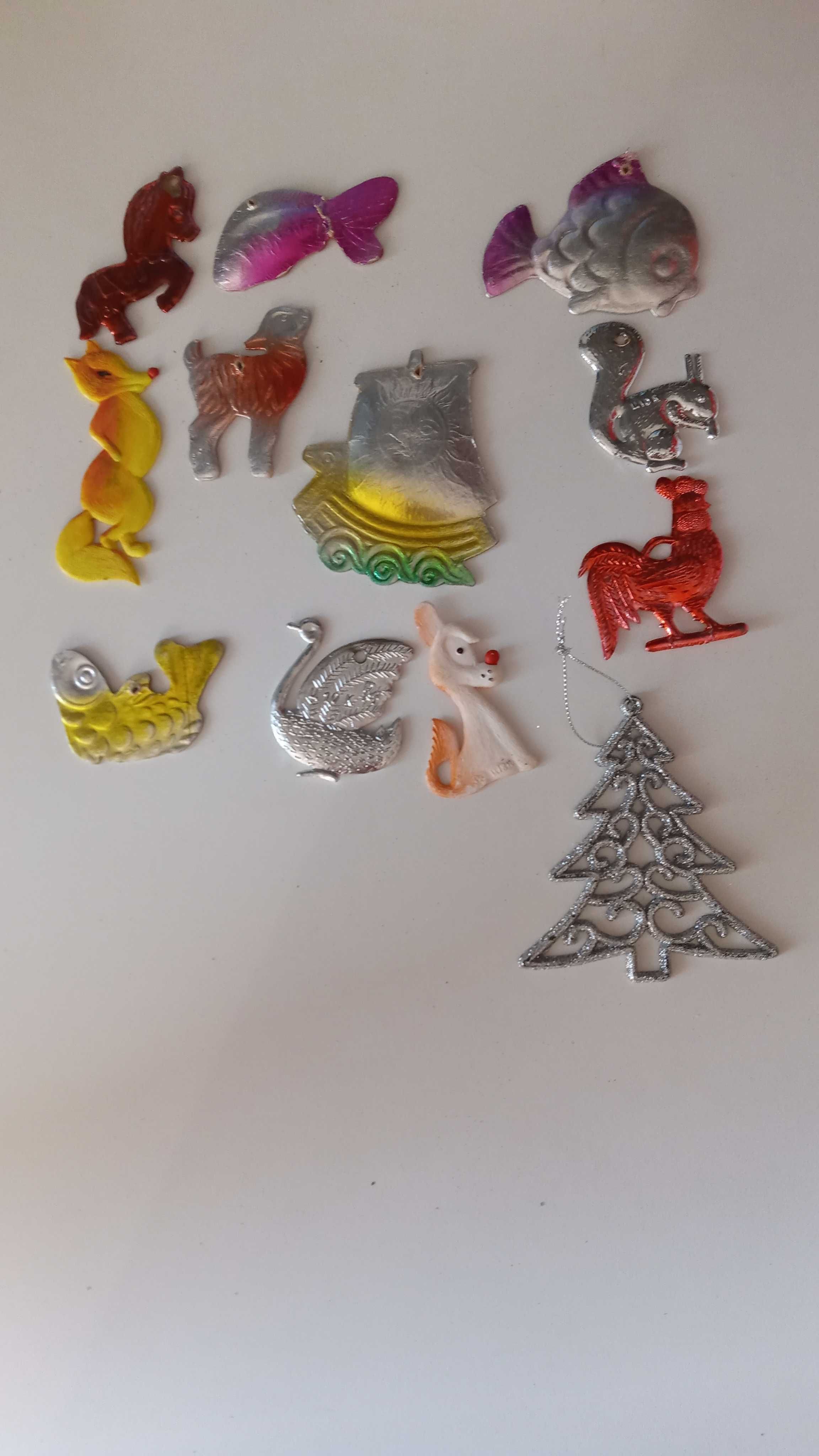 Продам новогодние игрушки разные