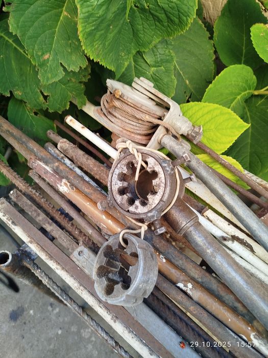 Клупп для нарезки резьбы на трубах