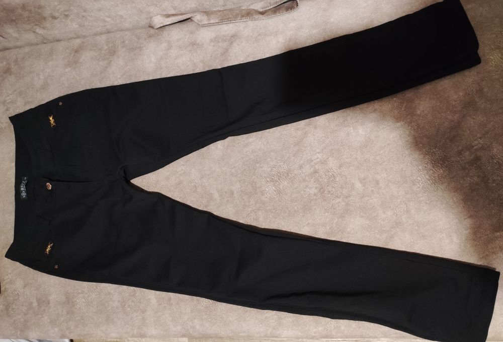 Женские брюки чёрные