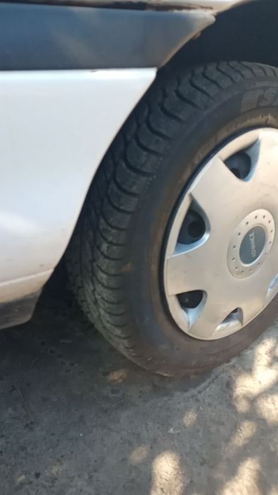 Продам Форд мондео.