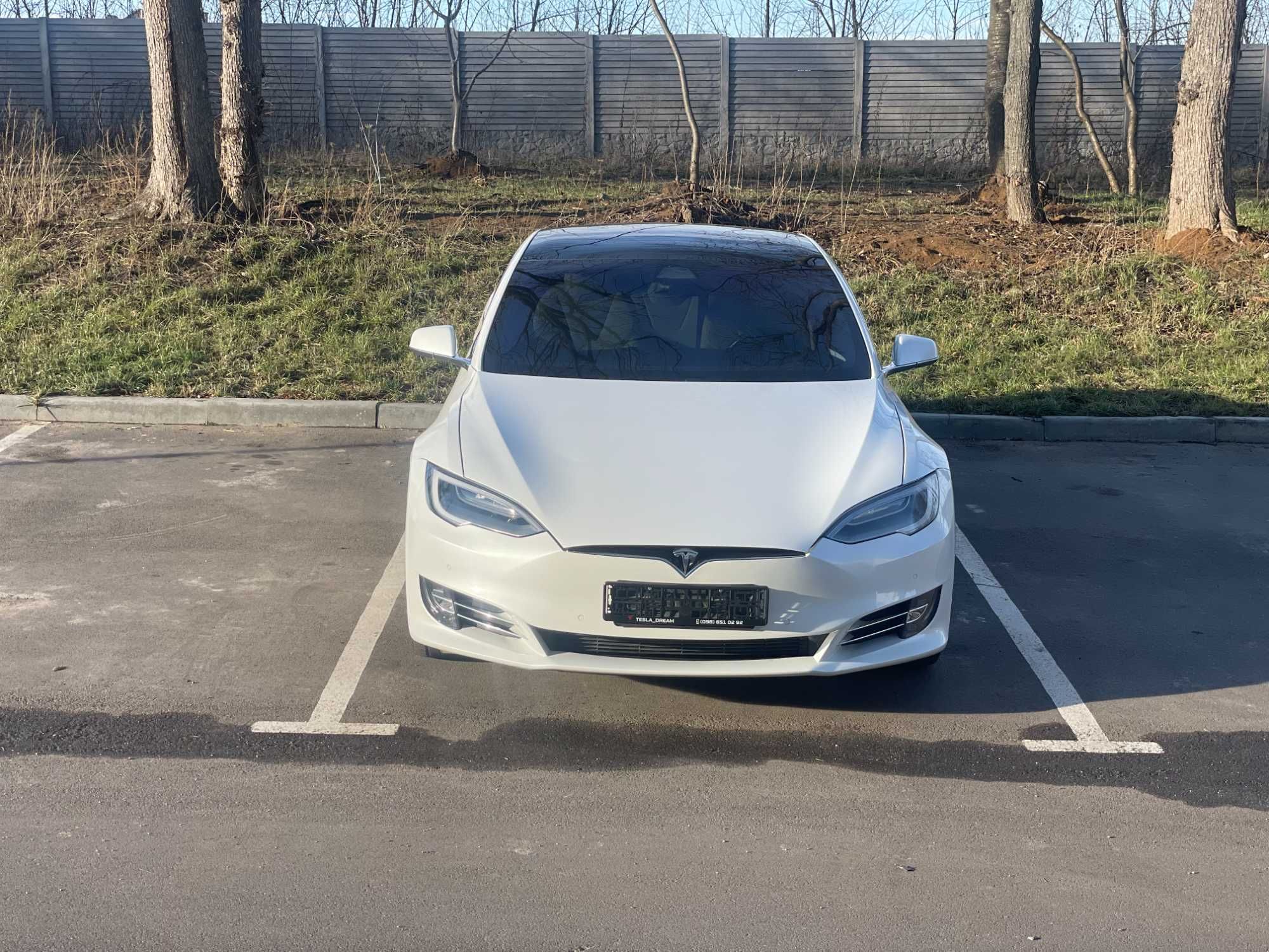 Tesla model s Long Range Plus