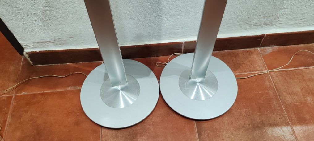 Par de colunas Sony SS-TSLF1L com suporte