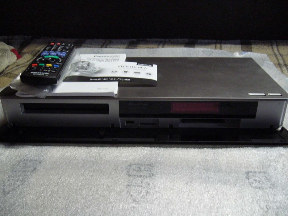 Panasonic DMR-BST 855
