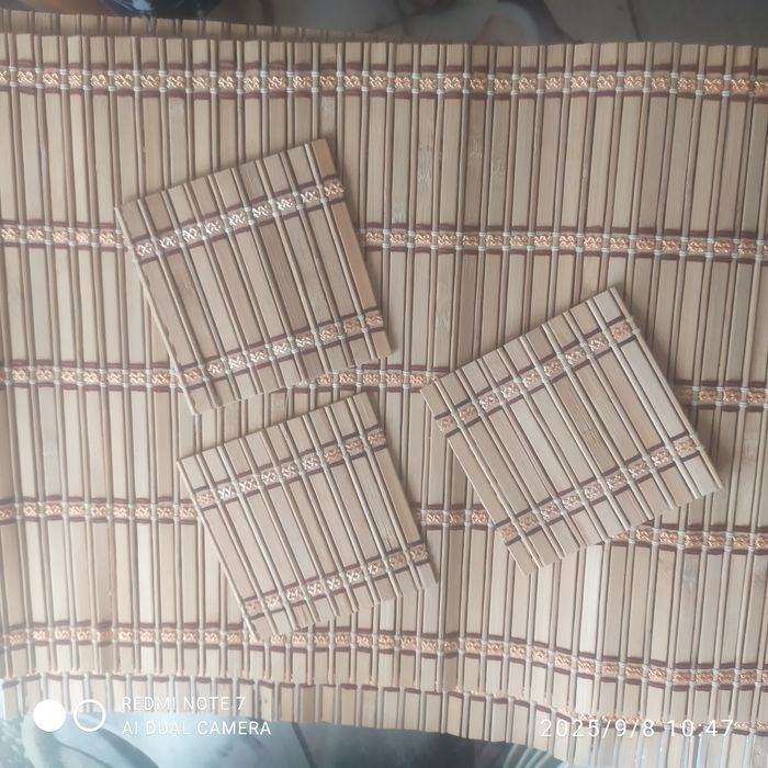 Распродажа до 30. 09сахарница  керамич.и бамбуковые салфетки