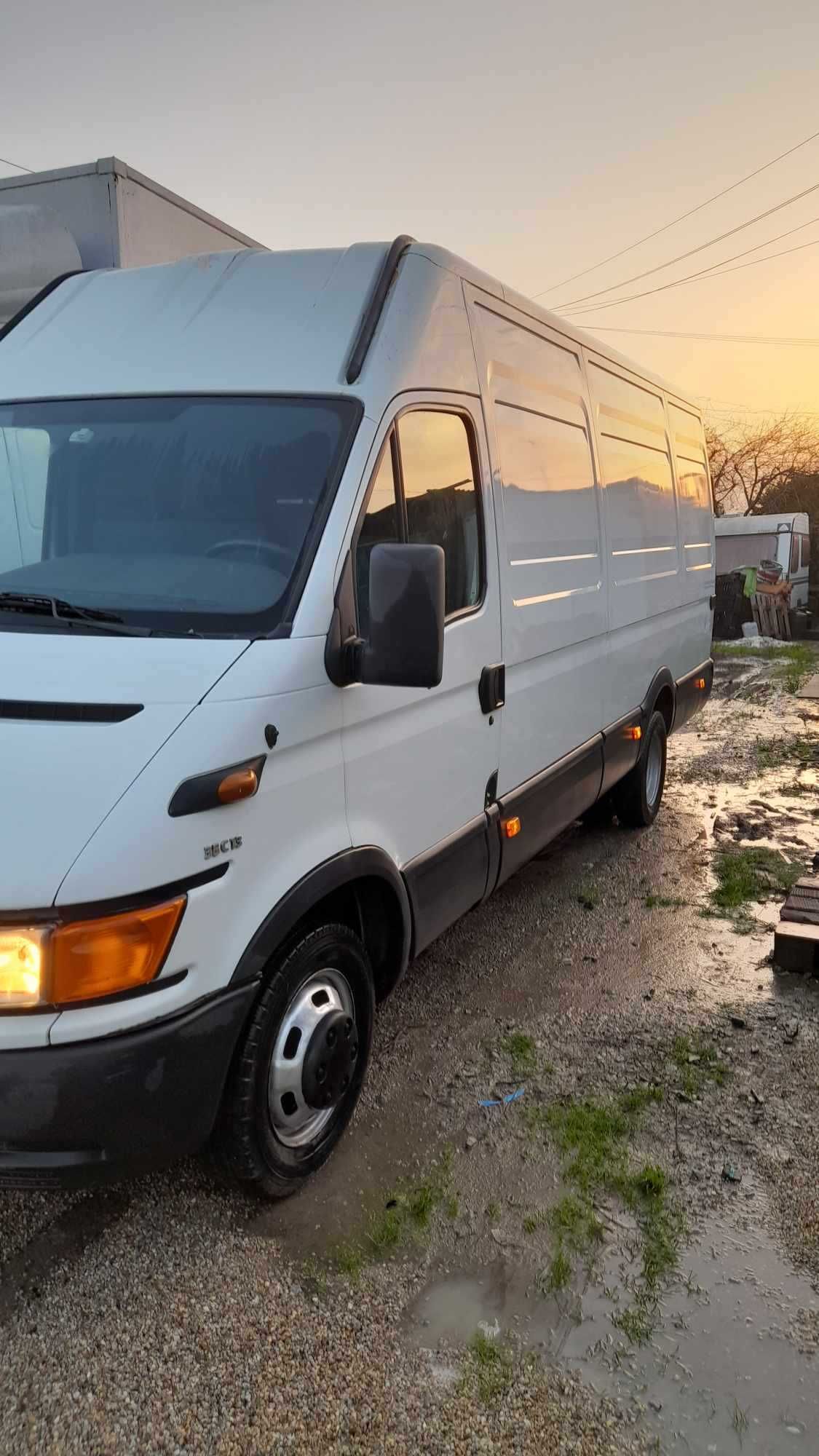 Vendo iveco branco