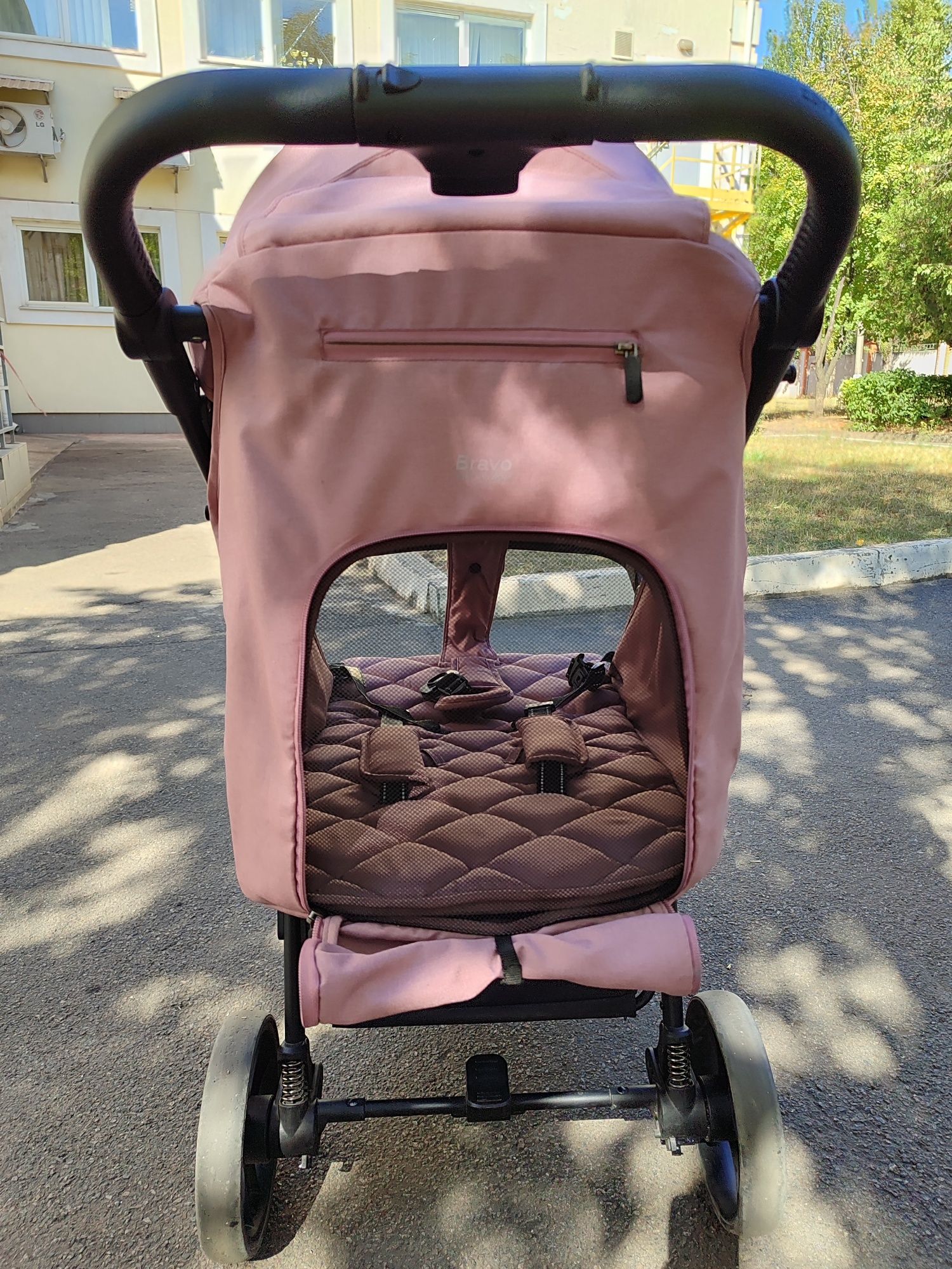 Прогулянкова коляска CARRELLO Bravo CRL-8512 Crystal Pink