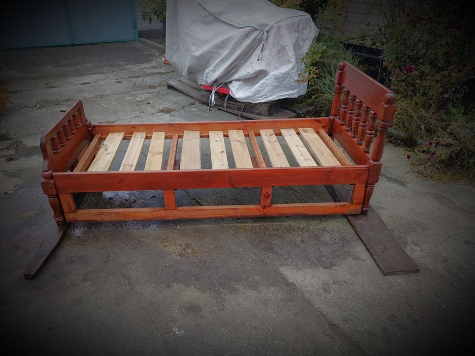 Продам кровать, розмір 200 на 80