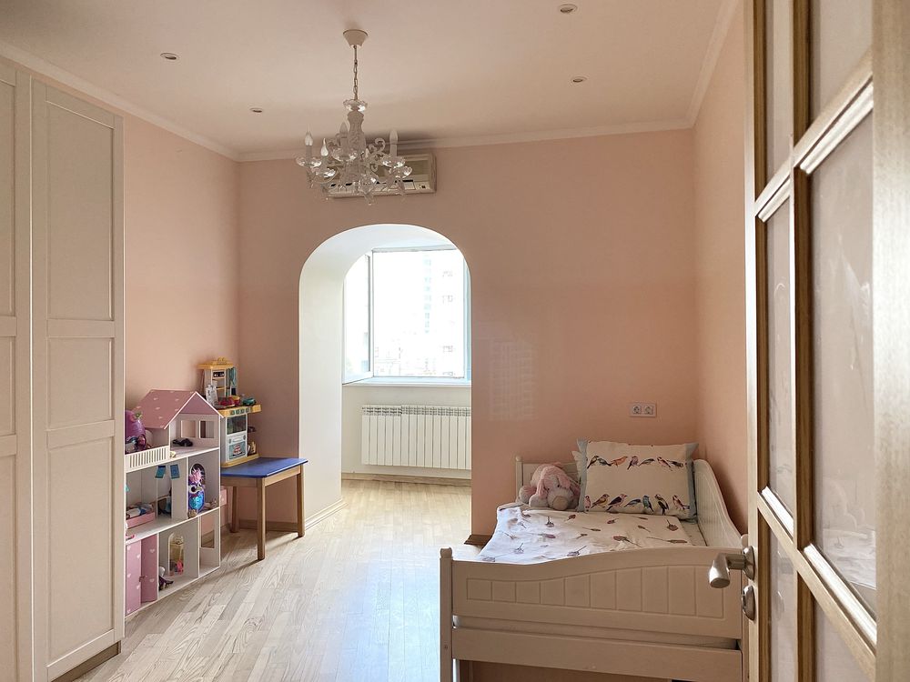 Продаж квартири Саксаганського/Тарасівська. 130 м.кв. Центр міста.