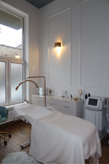 1модельконтурна пластикаГуб/збільшення губ|Ботокс|КосметологОдесацентр