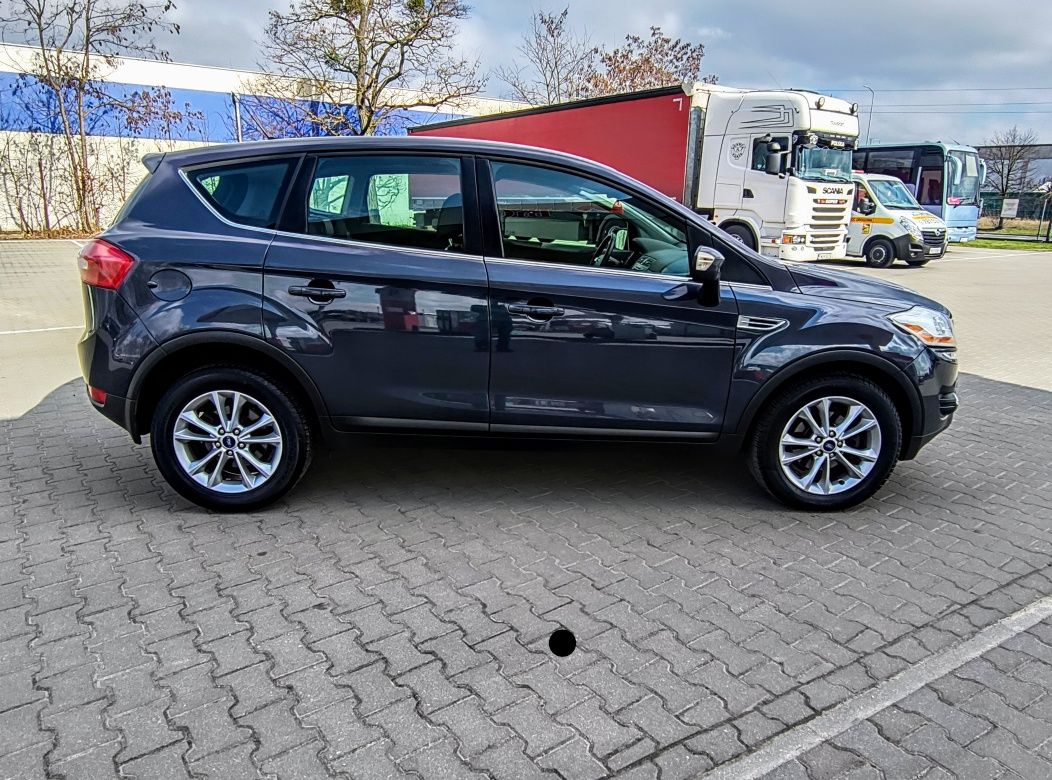 Ford Kuga Titanium S, bezwypadkowy,bogata rzadko spotykana wersja,4*4