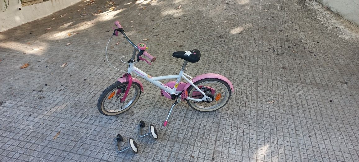 Bicicleta menina