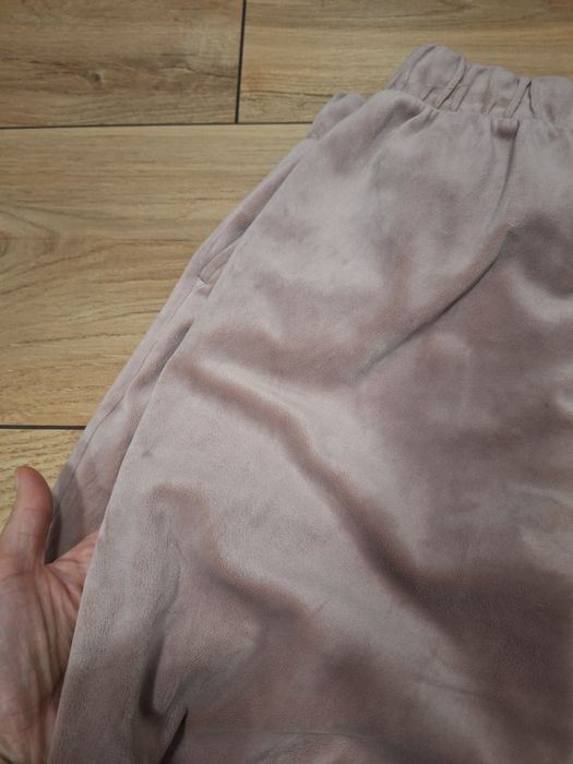 Spodnie dresowe welurowe sportowe różowe Lindex