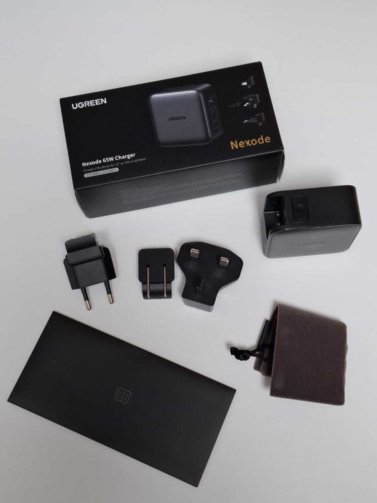 Międzynarodowa ładowarka Ugreen 2x USB C  1 xUSB A 65W