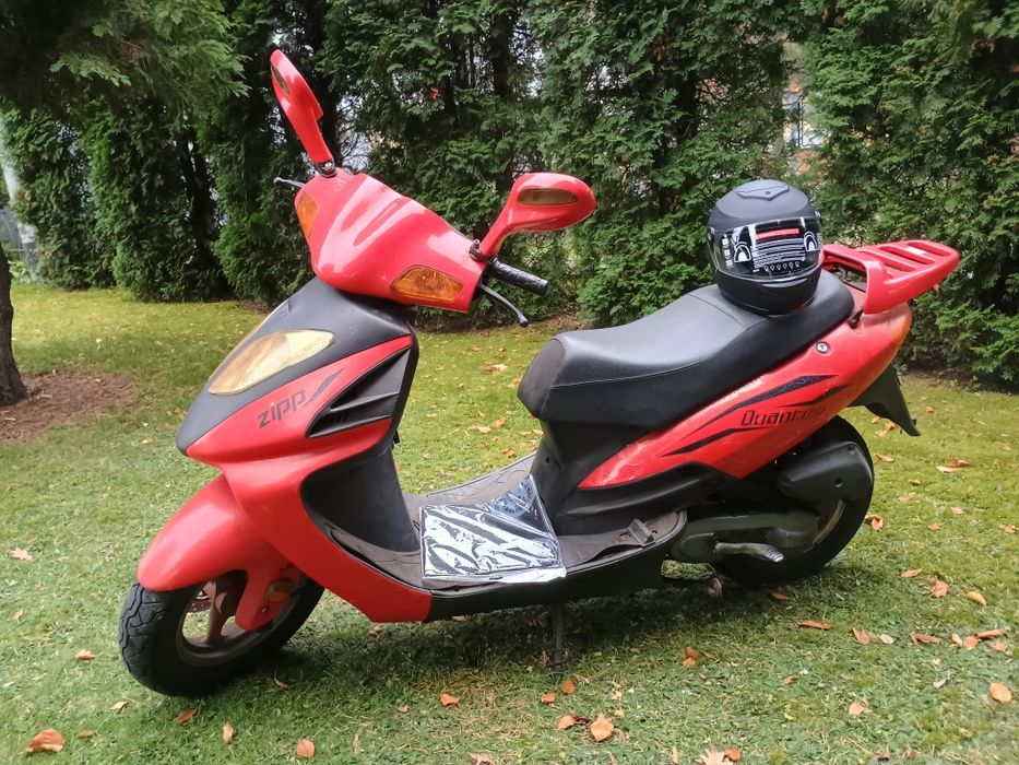 Skuter Quantum 2T z Nowym Kaskiem/ możliwy Transport