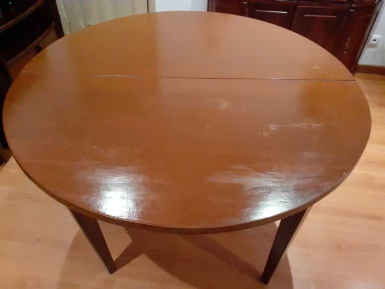 OPORTUNIDADE! Mesa com 6 cadeiras e Móvel de sala em Madeira Maciça