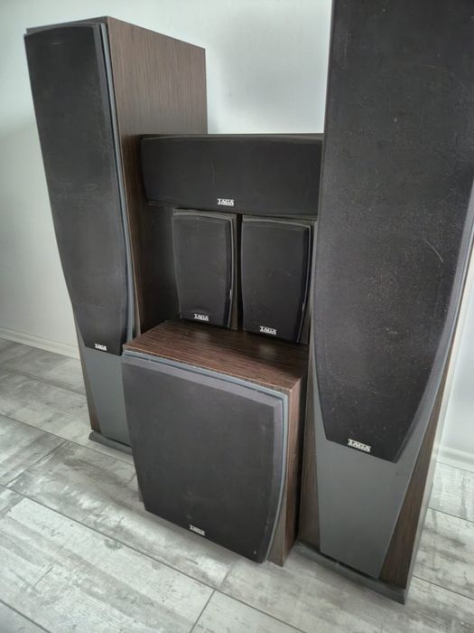 Zestaw kolumn TAGA HARMONY TPS 600+ TSW 6150